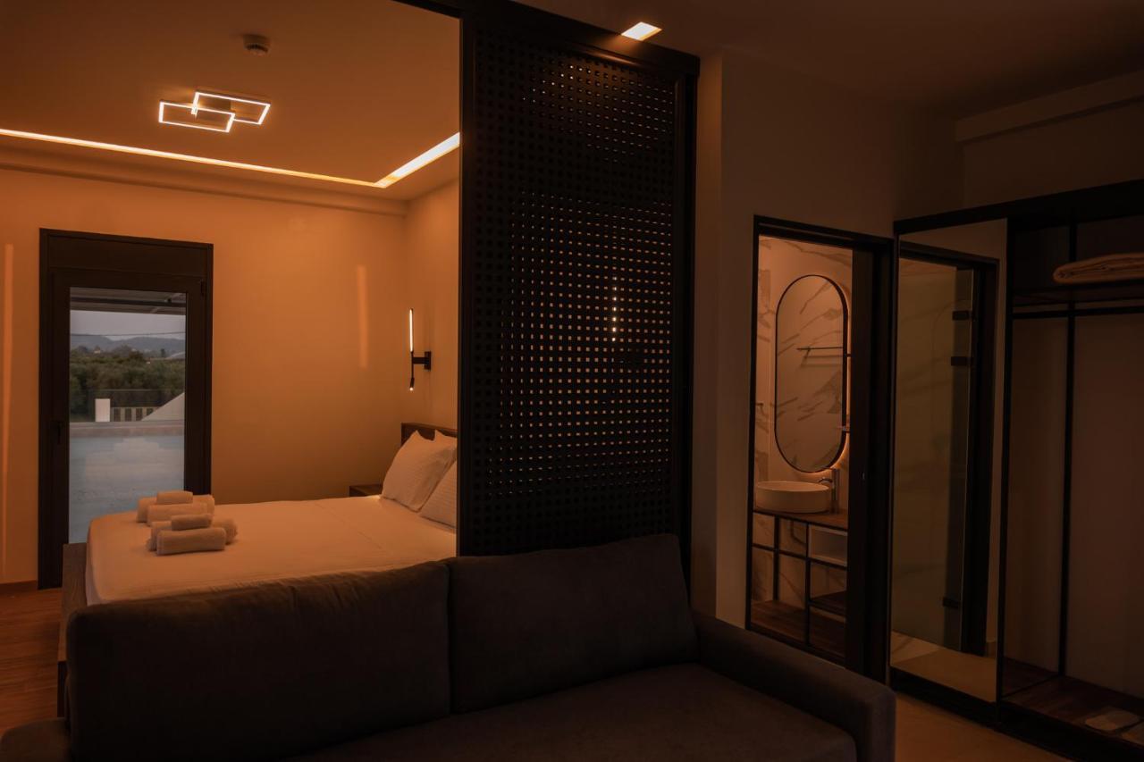 Salt Boutique Hotel Palouki Экстерьер фото