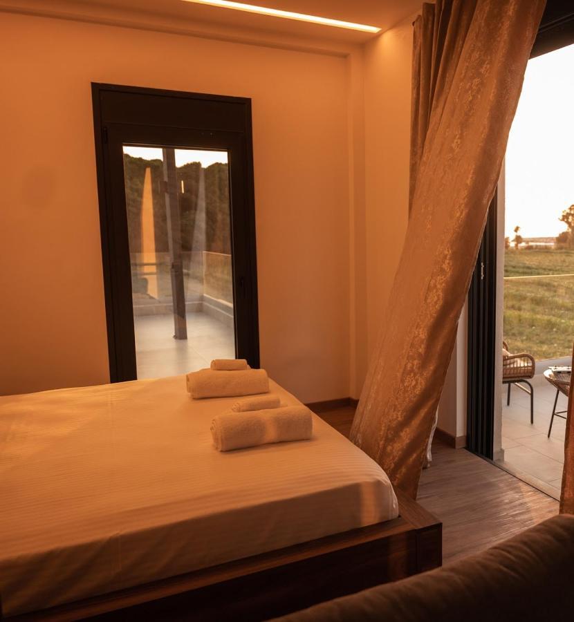 Salt Boutique Hotel Palouki Экстерьер фото